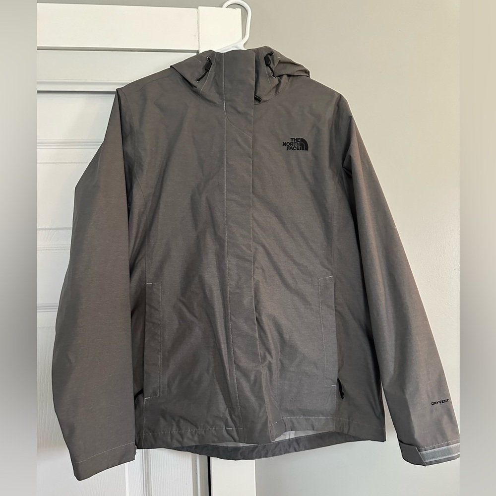 The North Face Women’s Dryvent Rain Jacket
